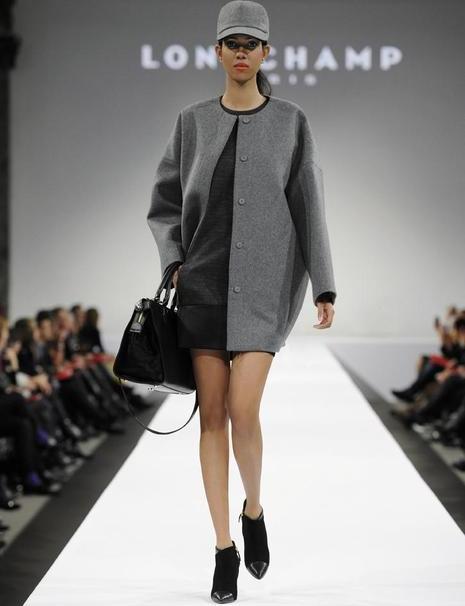 2014年秋冬 Alexa Chung x Longchamp 吹來迷人巴黎風